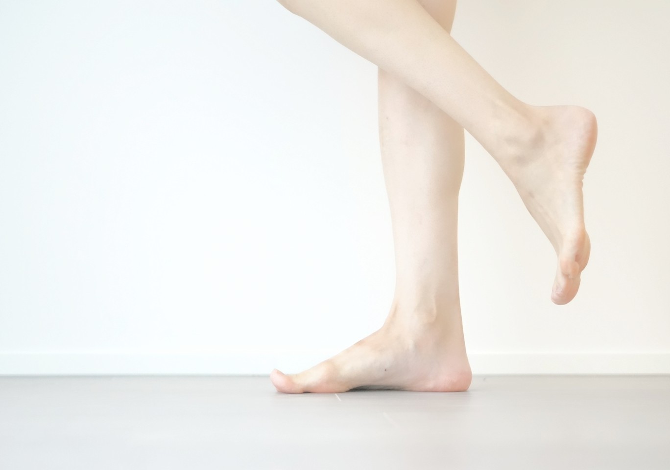 ピラティスで見直す「片足立ち」バランスを崩しやすい理由とは